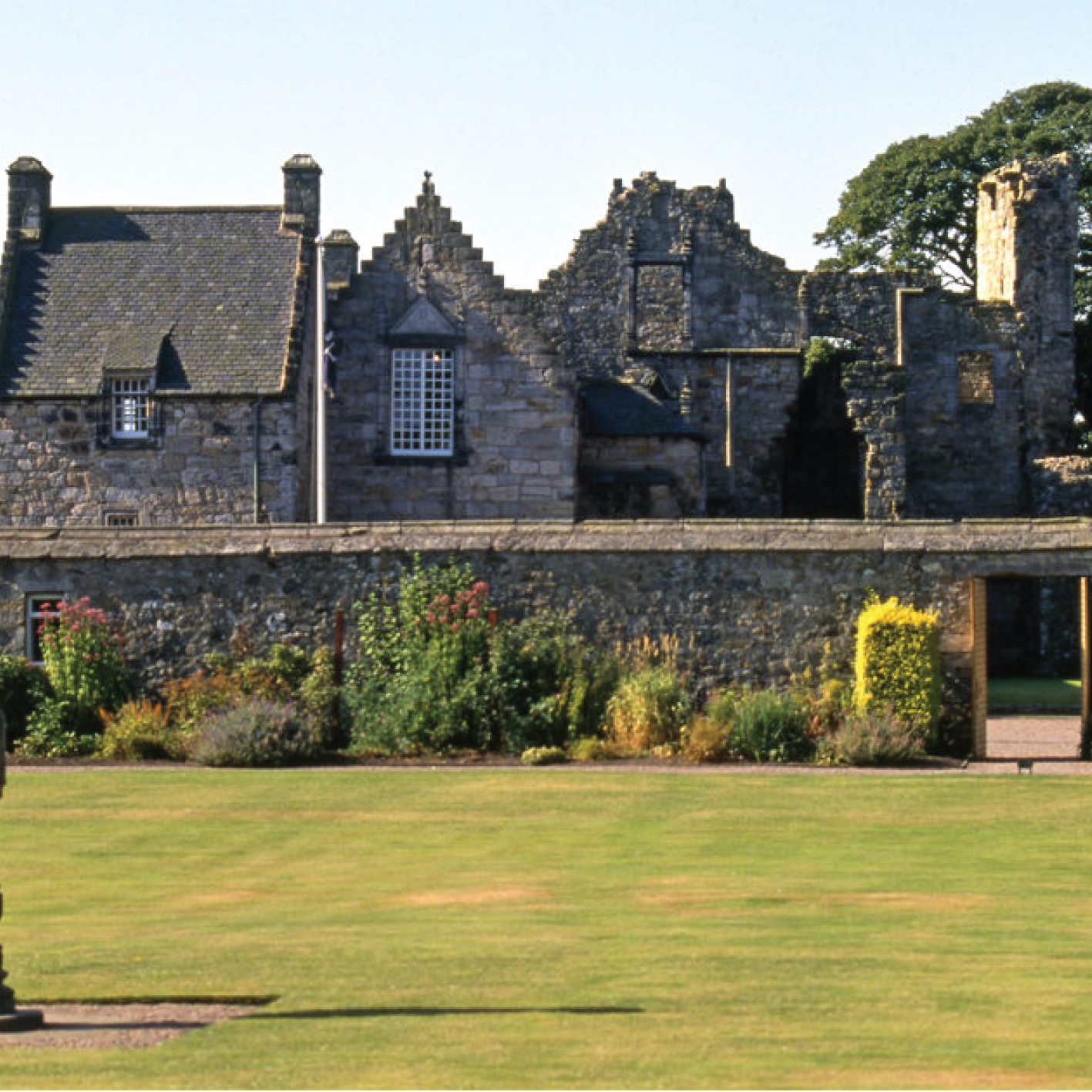 Aberdour-Castle
